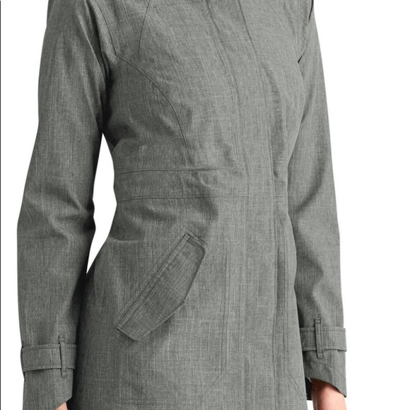 Athleta Rainfall Jacket - Picture 2 of 8